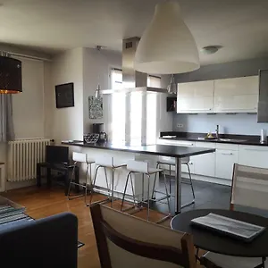 le-balcon-de-laigle.hotels-rhonealpes.com/